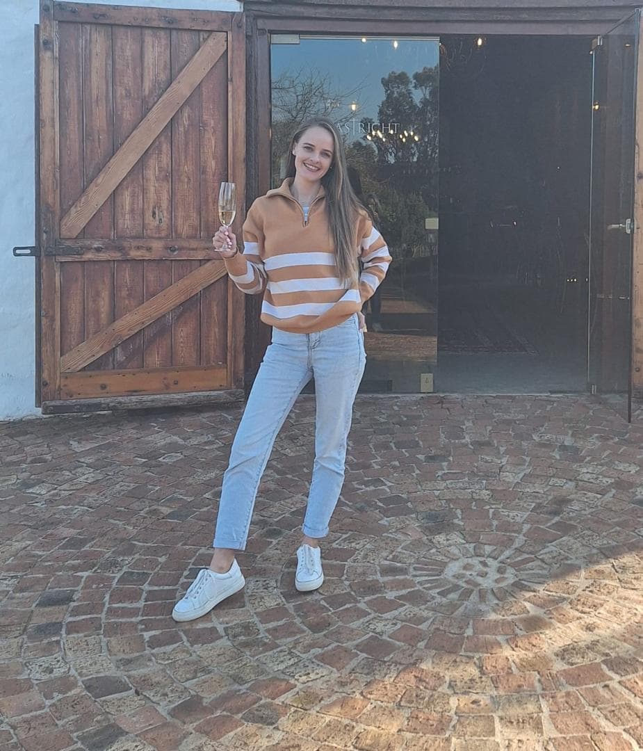 Bridal party portrait of Samantha P.